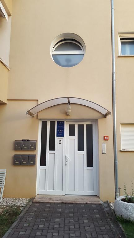 Apartments Glibo Cres Exterior photo